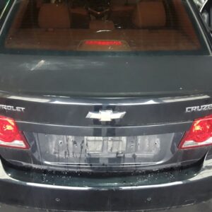 TAPA MALETERO CHEVROLET CRUZE