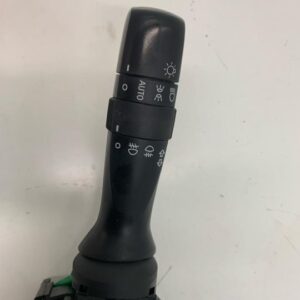 MANDO MULTIFUNCION TOYOTA VERSO