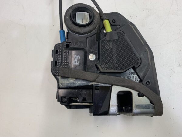 CERRADURA PUERTA TRASERA DERECHA TOYOTA AURIS (E15)
