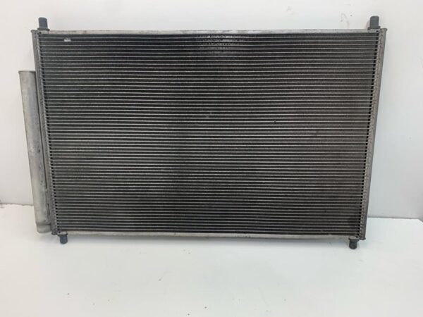 CONDENSADOR / RADIADOR  AIRE ACONDICIONADO TOYOTA AURIS