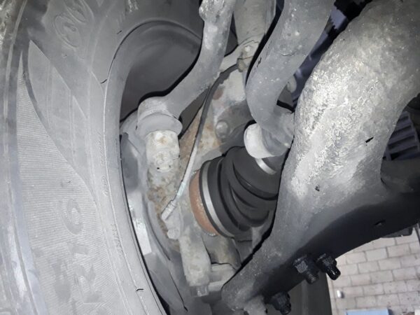 MANGUETA DELANTERA IZQUIERDA KIA SPORTAGE