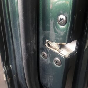 CERRADURA PUERTA DELANTERA IZQUIERDA  SSANGYONG MUSSO