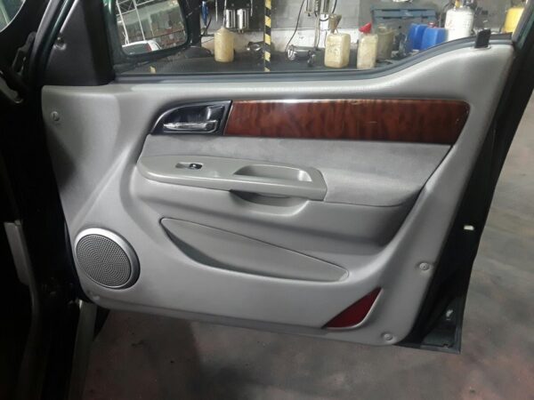 ELEVALUNAS DELANTERO DERECHO SSANGYONG MUSSO
