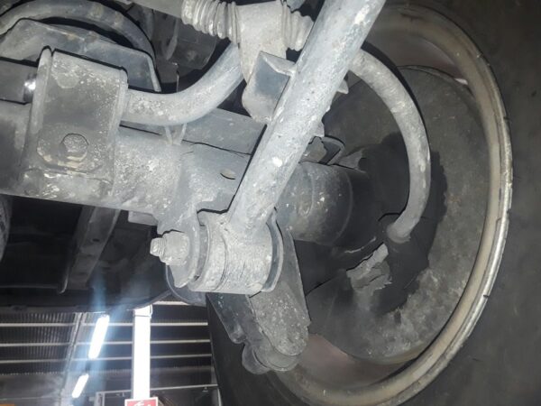 MANGUETA TRASERA IZQUIERDA SSANGYONG MUSSO