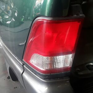 PILOTO TRASERO IZQUIERDO SSANGYONG MUSSO