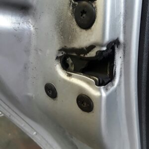 CERRADURA PUERTA TRASERA IZQUIERDA  DACIA DUSTER