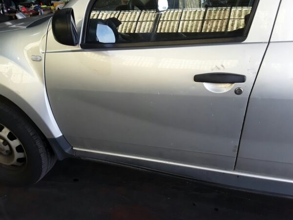 PUERTA DELANTERA IZQUIERDA DACIA DUSTER