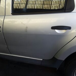 PUERTA TRASERA IZQUIERDA DACIA DUSTER