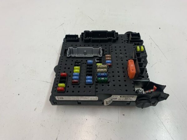 CAJA RELES / FUSIBLES VOLVO S60 BERLINA