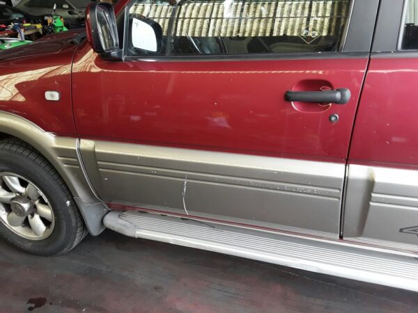 PUERTA DELANTERA IZQUIERDA NISSAN TERRANO/TERRANO.II
