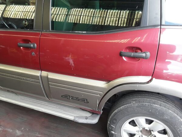 PUERTA TRASERA IZQUIERDA NISSAN TERRANO/TERRANO.II