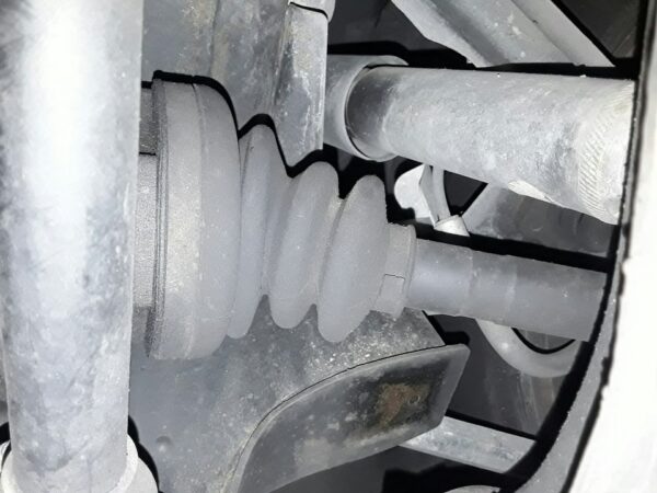 TRANSMISION DELANTERA DERECHA NISSAN TERRANO/TERRANO.II