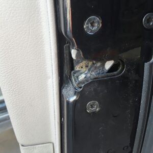 CERRADURA PUERTA DELANTERA DERECHA VOLVO XC90