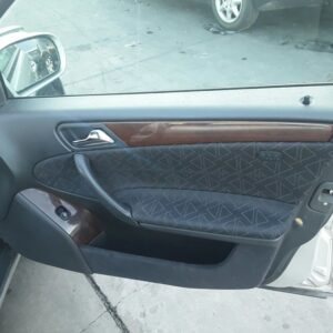 ELEVALUNAS DELANTERO DERECHO MERCEDES CLASE C  BERLINA