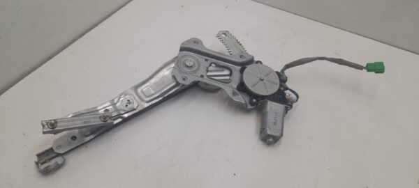 ELEVALUNAS TRASERO DERECHO SUBARU FORESTER (S11/SG)