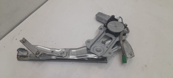 ELEVALUNAS TRASERO IZQUIERDO SUBARU FORESTER (S11/SG)