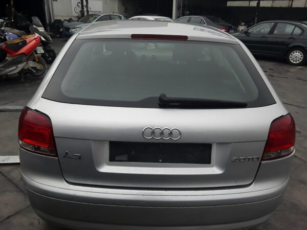 PORTON TRASERO AUDI A3