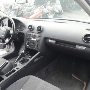 SALPICADERO AUDI A3