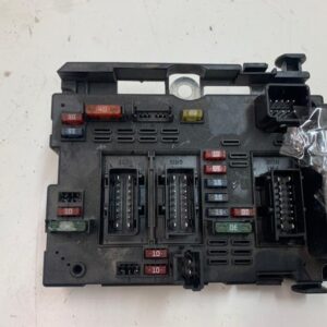 CAJA RELES / FUSIBLES PEUGEOT 206 BERLINA