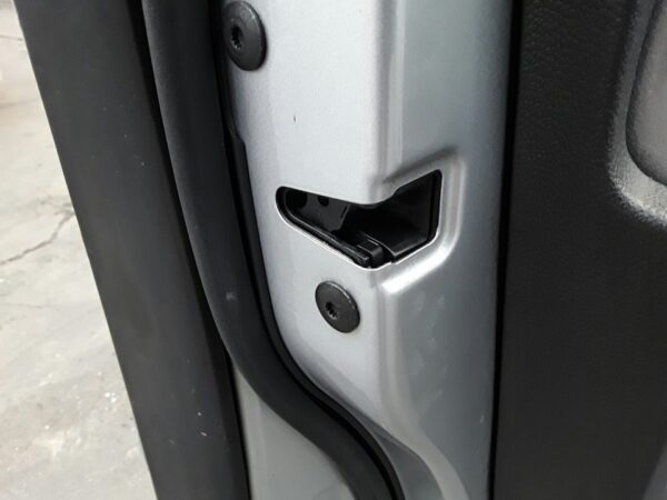 CERRADURA PUERTA DELANTERA IZQUIERDA  VOLKSWAGEN GOLF V BERLINA