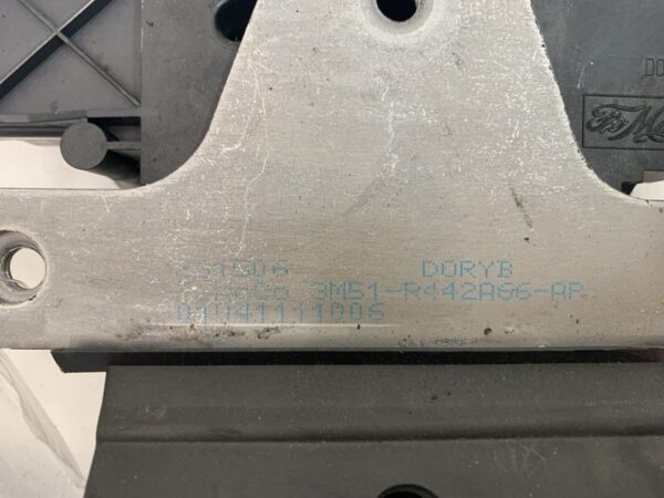 CERRADURA MALETERO / PORTON FORD FOCUS BERLINA