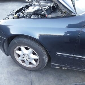 ALETA DELANTERA IZQUIERDA MERCEDES CLASE C  BERLINA