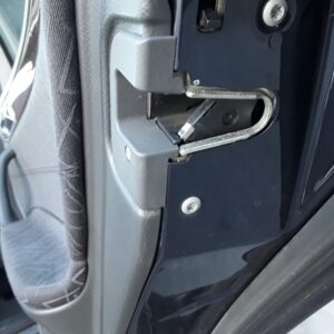 CERRADURA PUERTA TRASERA IZQUIERDA  MERCEDES CLASE C  BERLINA