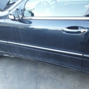PUERTA DELANTERA DERECHA MERCEDES CLASE C  BERLINA