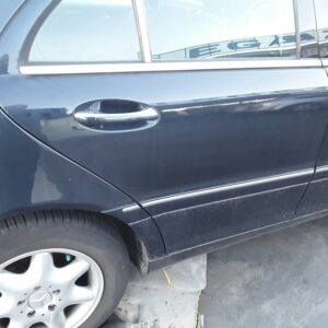 PUERTA TRASERA IZQUIERDA MERCEDES CLASE C  BERLINA