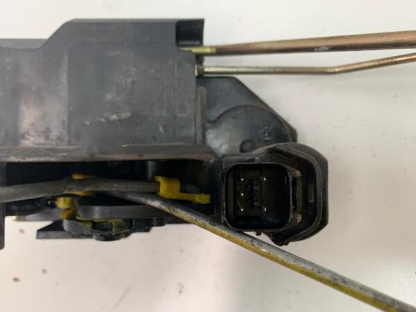 CERRADURA PUERTA DELANTERA DERECHA HYUNDAI GETZ
