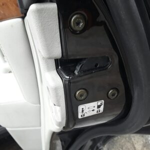 CERRADURA PUERTA TRASERA DERECHA  KIA OPIRUS