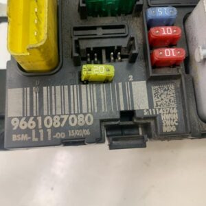 CAJA RELES / FUSIBLES PEUGEOT 307 BERLINA