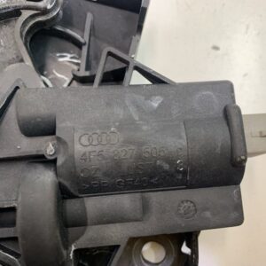 CERRADURA MALETERO / PORTON AUDI A6 BERLINA