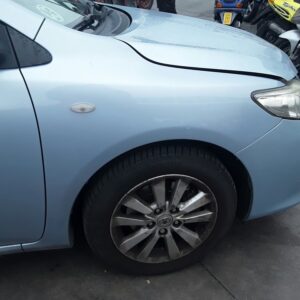 ALETA DELANTERA DERECHA TOYOTA COROLLA