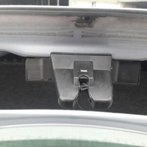 CERRADURA MALETERO / PORTON TOYOTA COROLLA