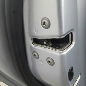 CERRADURA PUERTA TRASERA IZQUIERDA  TOYOTA COROLLA