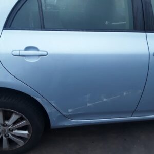 PUERTA DELANTERA DERECHA TOYOTA COROLLA