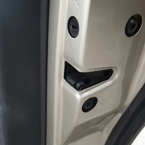 CERRADURA PUERTA TRASERA DERECHA  SKODA SUPERB