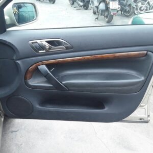 ELEVALUNAS DELANTERO DERECHO SKODA SUPERB