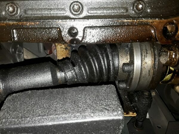 TRANSMISION DELANTERA DERECHA VOLKSWAGEN GOLF III BERLINA