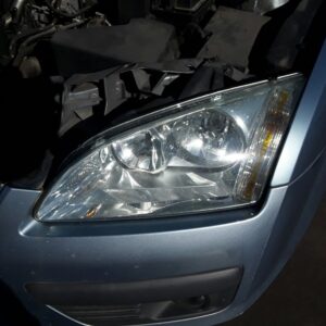 FARO IZQUIERDO FORD FOCUS BERLINA