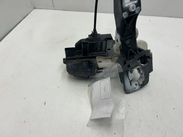 CERRADURA PUERTA DELANTERA IZQUIERDA  KIA CEE'D