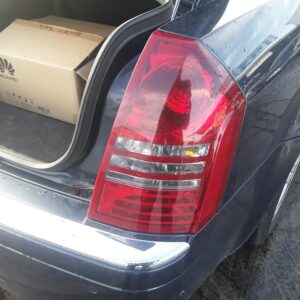PILOTO TRASERO DERECHO CHRYSLER 300 C