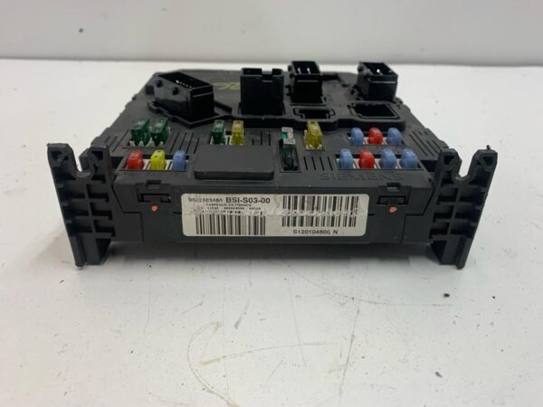 CAJA RELES / FUSIBLES PEUGEOT 407