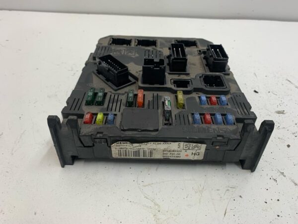 CAJA RELES / FUSIBLES CITROEN C3