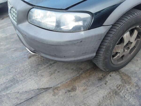 PARAGOLPES DELANTERO VOLVO V70 FAMILIAR