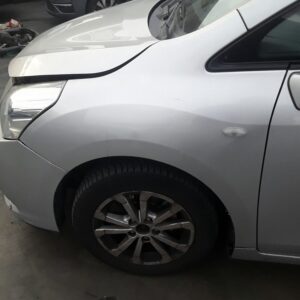 ALETA DELANTERA IZQUIERDA TOYOTA VERSO