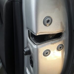 CERRADURA PUERTA TRASERA DERECHA  TOYOTA VERSO