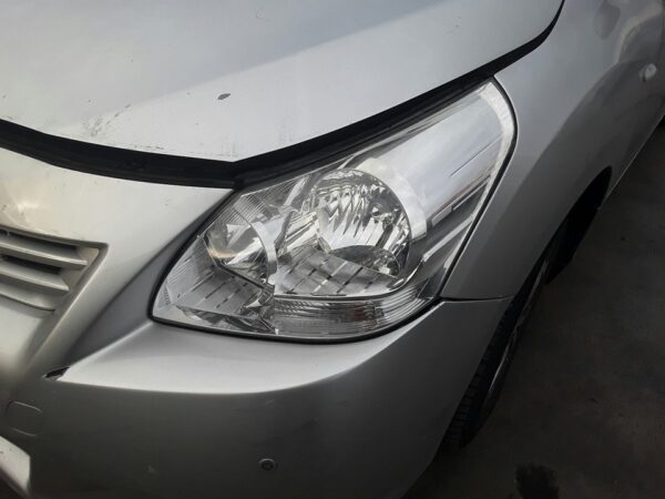 FARO IZQUIERDO TOYOTA VERSO