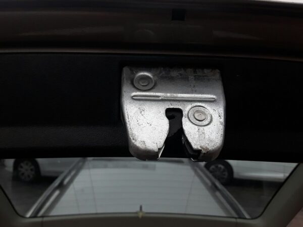 CERRADURA MALETERO / PORTON MERCEDES CLASE C  BERLINA